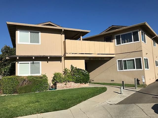 1st image of 3591 Brookdale Dr APT 5