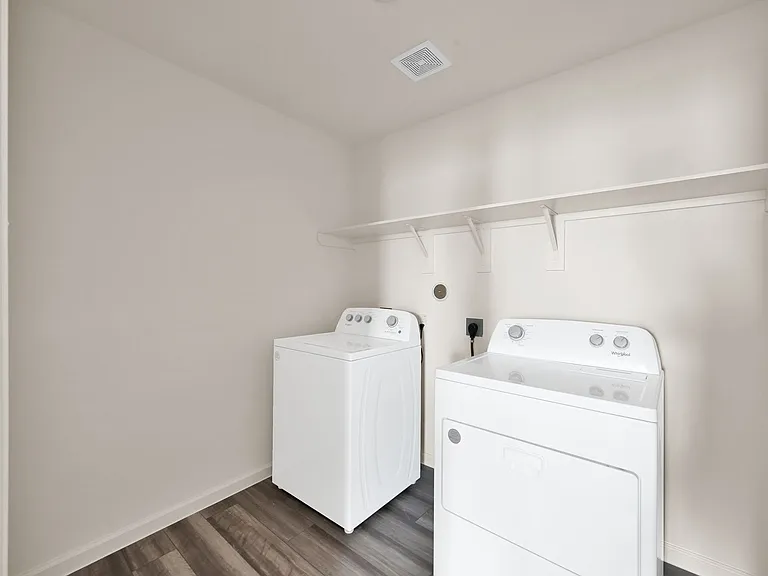 587 Firemoon St — Photo 16