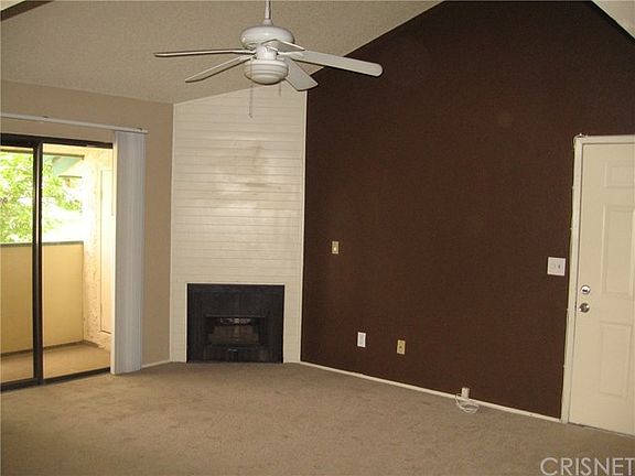 4th image of 44412 15th St E APT 1