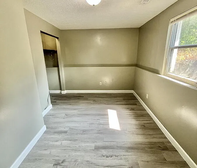 2605 Singing Hills Dr — Photo 34