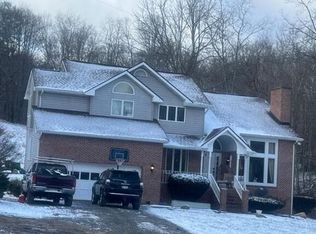 358 Rooster Pl, Princeton, WV 24739