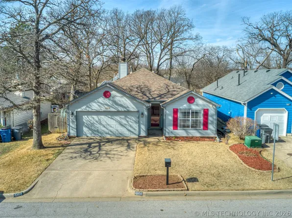 6108 S Waco Ave, Tulsa, OK 74132