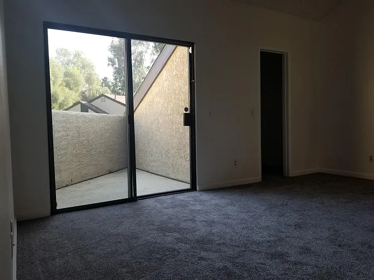 3601 Loggers Ln — Photo 15