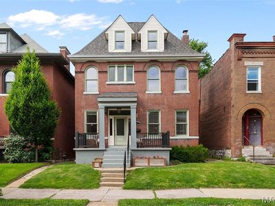 4121 Russell Blvd, Saint Louis, MO, 63110