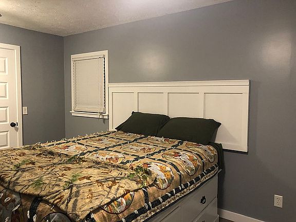 4th image of 318 Jerimiah Dr