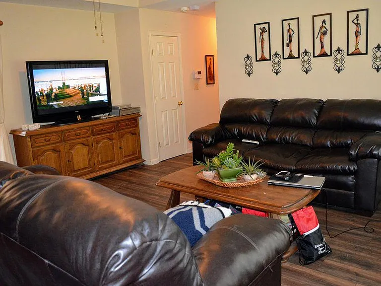 143 Simmons Dr — Photo 12