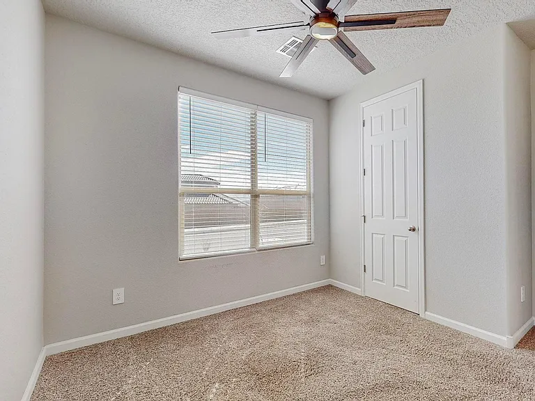 5950 Las Vacas Ct NE — Photo 56