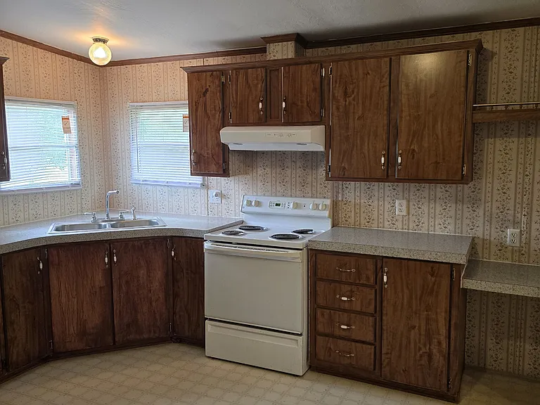 1717 Black Rd — Photo 11