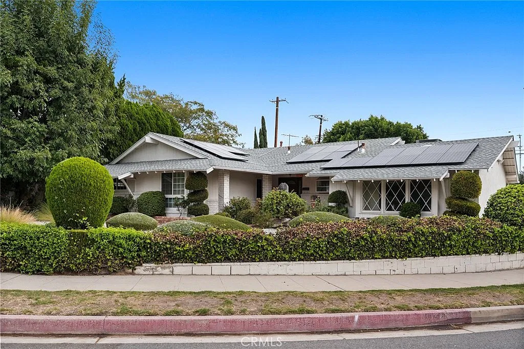 4 bed, 1882 sqft, $5,000 — Photo 2