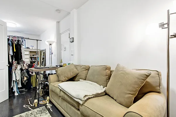 Rented by Creed Realty Group | media 5