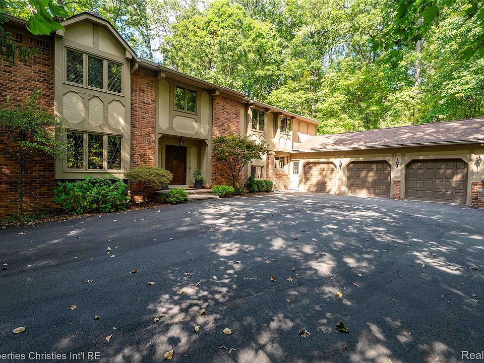 1100 Bretton Ln, photo 2