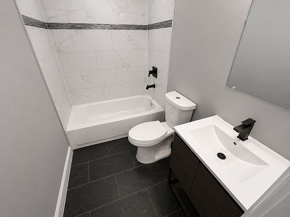4th image of 178 2nd St #3