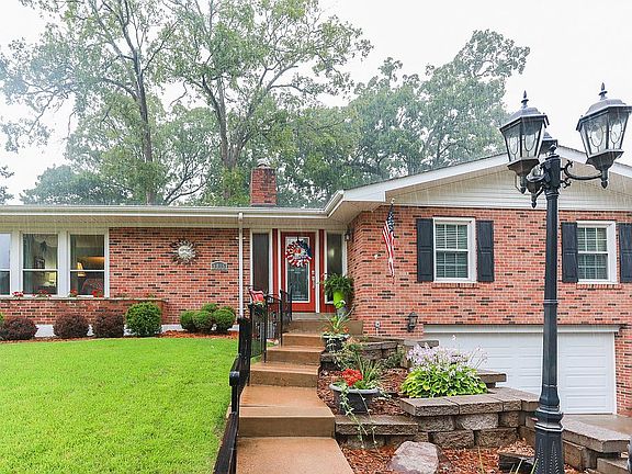 2nd image of 9015 Rock Forest Dr