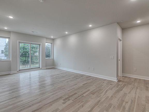 3rd image of 1518 N 8th St #5R