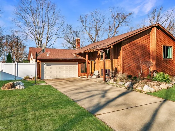 100 Boulder Ridge Pl, Painesville, OH 44077
