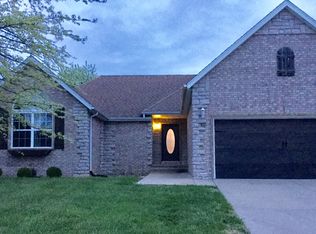 310 N Richards Castle Dr, Nixa, MO 65714