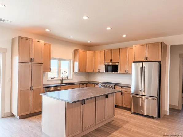 Willow Brook Ln, Cheyenne, WY 82009