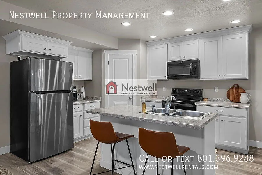 Lovely end-row townhome in Santaquin! — Photo 3