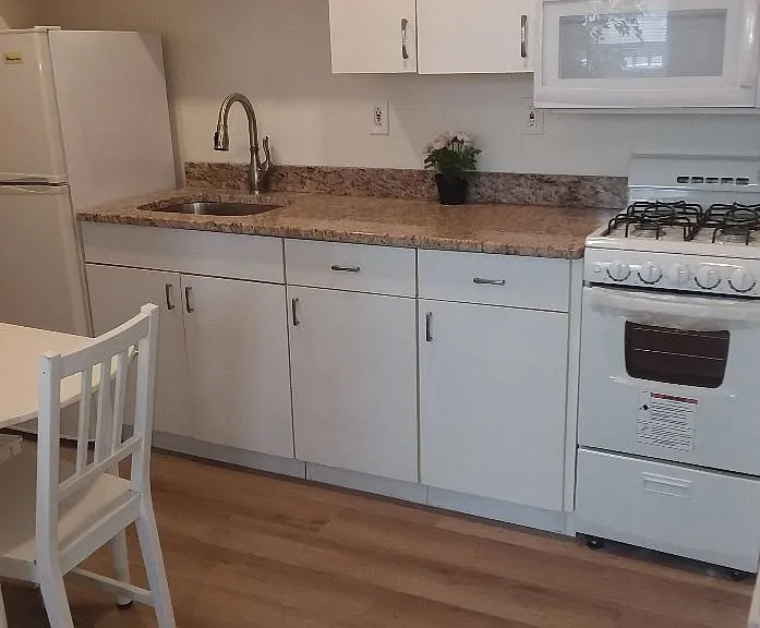 135 Water St #3 — Photo 1
