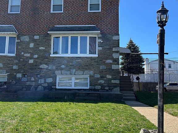 2nd image of 830 Pine Hill Rd