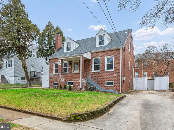 4404 29th St, Mount Rainier, MD 20712