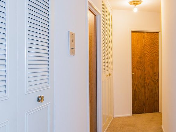 2nd image of 1355 N Dearborn Pkwy #401
