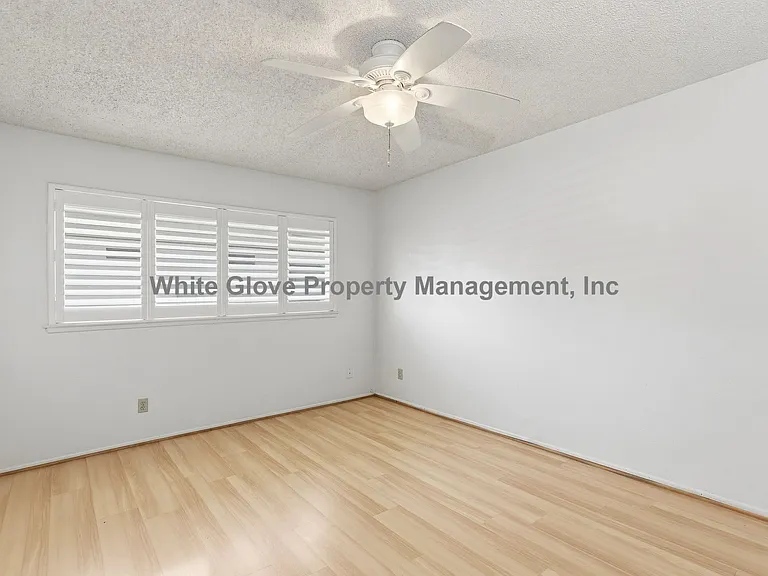9596 Bickley Dr — Photo 13