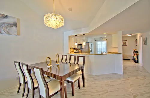 9590 Victoria Ln Photo 1