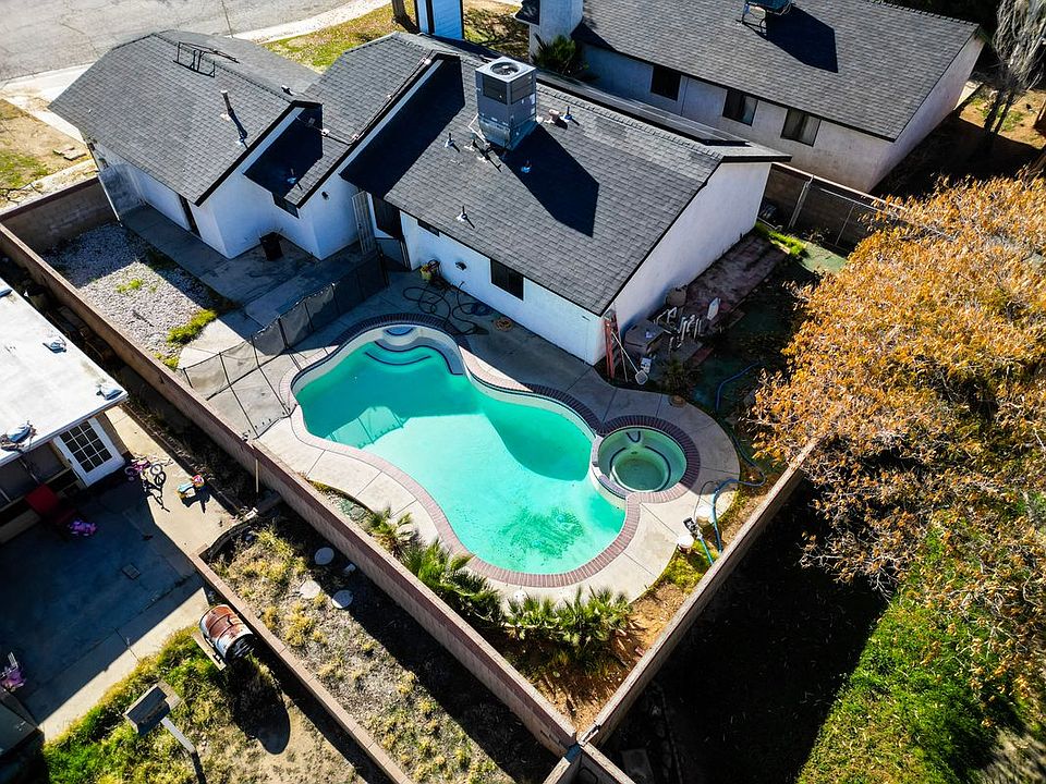 1st image of 837 Sunrise Ct