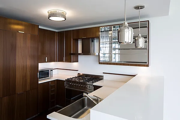 Rented by Windsor Property Management | media 27