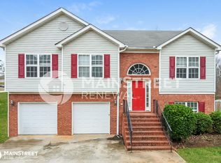 25 Pebble Ln, Covington, GA 30016