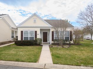 467 Bluebird Dr, Monroe Township, NJ 08831