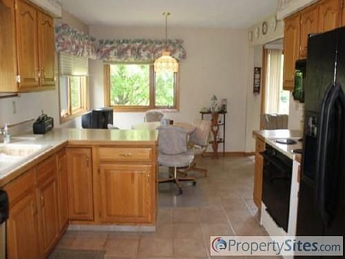 5th image of 7298 Waterford Dr