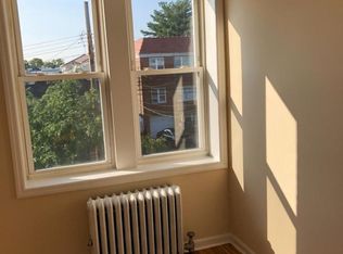 21-57 Hazen St, Flushing, NY 11370