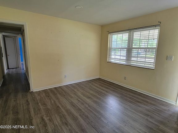 4th image of 5508 MORET Drive E