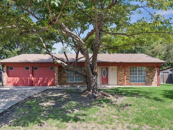 7305 Janetta Dr, North Richland Hills, TX 76180