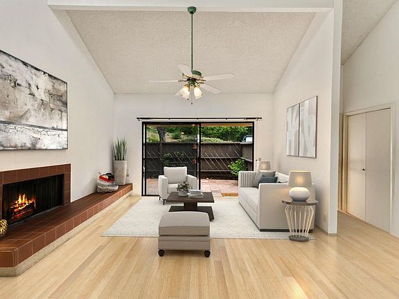 4th image of 1103 Creekside Way Unit F