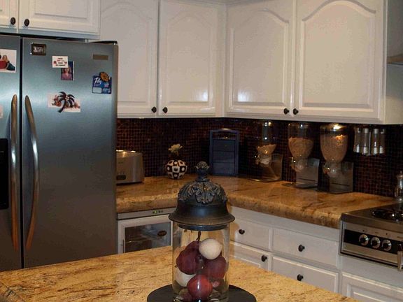 Kitchen, remodeled 3/08