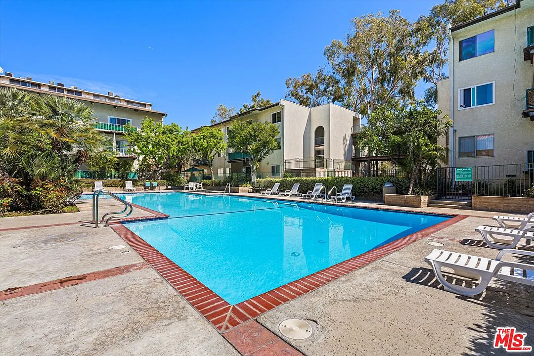 1 bed, 1.0 bath, 683 sqft, $1,850 — Photo 1