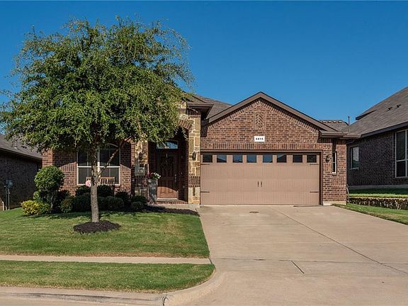 2nd image of 6815 Muirfield Dr