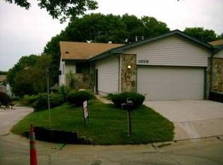 1856 N 93rd Ct, Omaha, NE 68114
