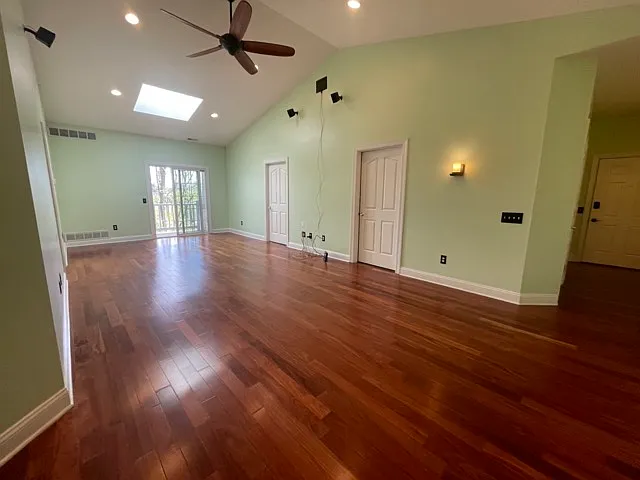 1324 W Chester Pike #210 — Photo 2