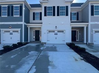 4945 Apricot Way, Chesapeake, VA 23321