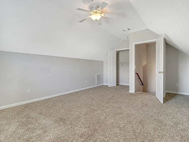 127 Williams Ave — Photo 31
