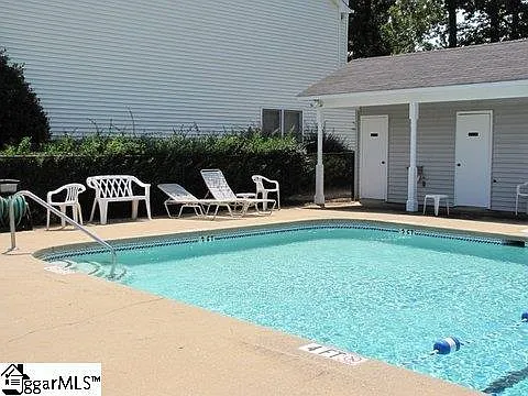 2 bed, 1.5 bath, 1183 sqft, $1,625 — Photo 4