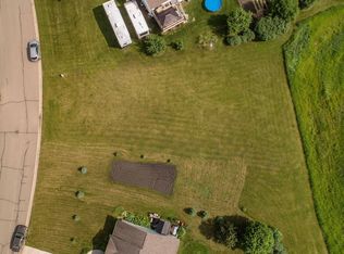 601 W 7th Ave, Osakis, MN 56360