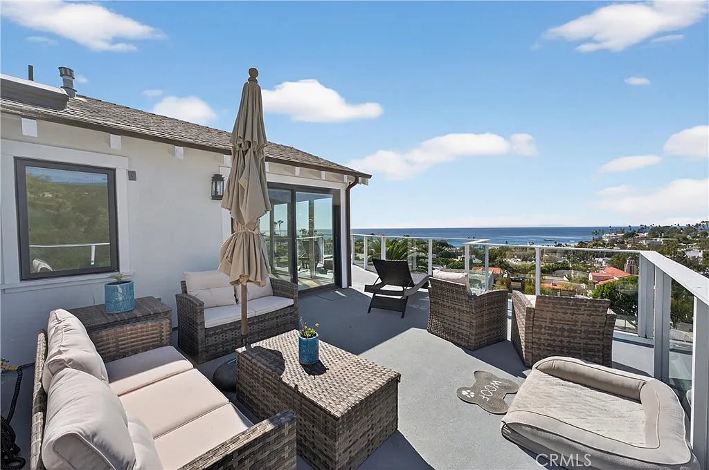 5 bed, 6.5 bath, 3900 sqft, $40,000 — Photo 3
