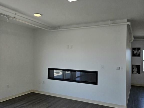 4th image of 3827 Main St #701