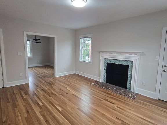 5th image of 4418 Cutshaw Ave #2