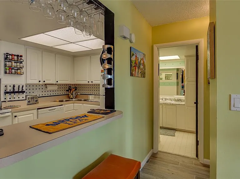 4900 Brittany Dr S #411 — Photo 11
